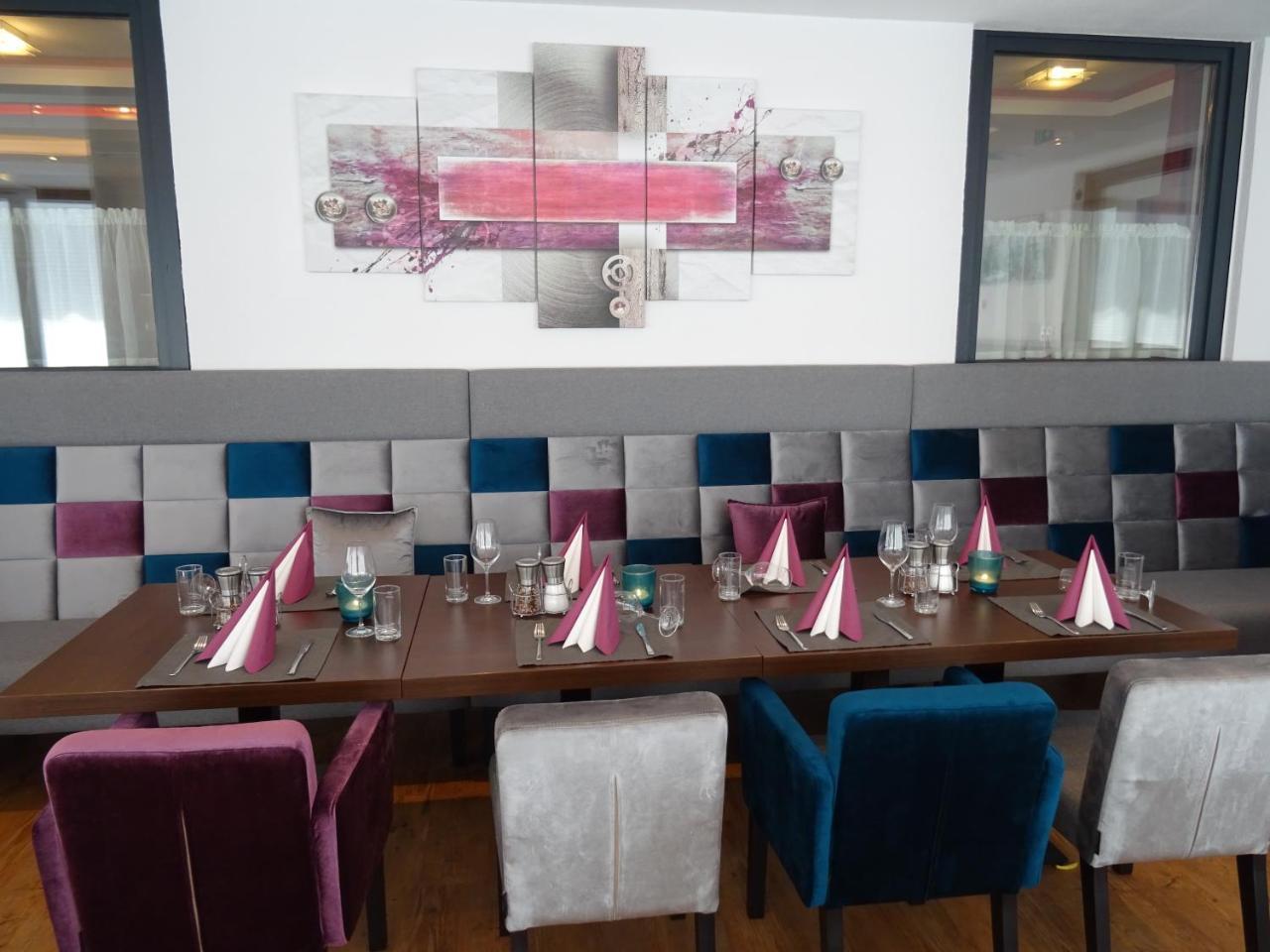 Hotel Restaurant Rosengarten Zell am Ziller Kültér fotó